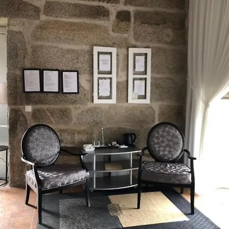 Solar De Almeidinha * Mangualde