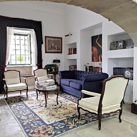 Solar De Almeidinha *