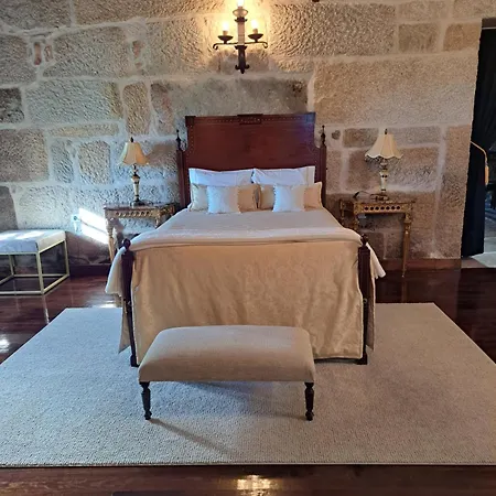 Solar De Almeidinha *