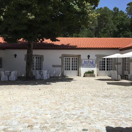 Solar De Almeidinha Alojamento de Turismo Rural *