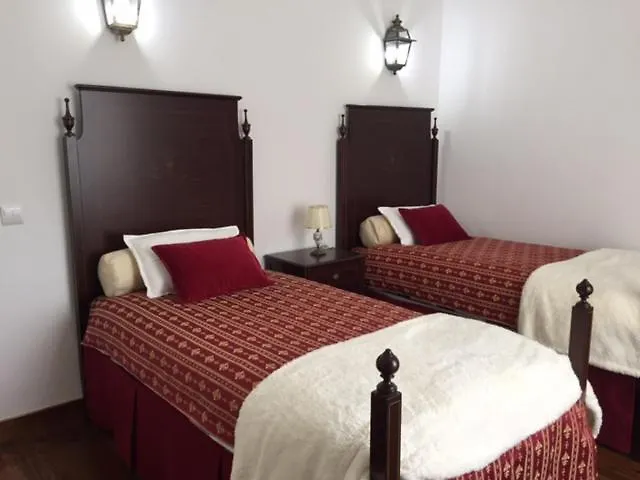 Solar De Almeidinha מנגולדה